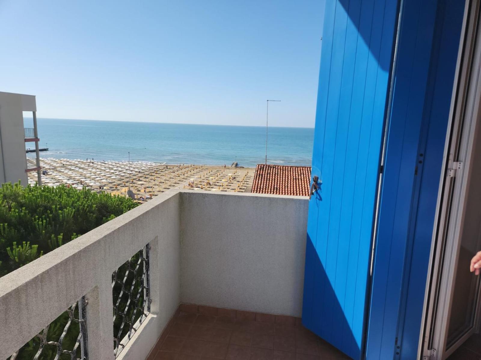 Residence Ambra Lido di Jesolo Exterior foto